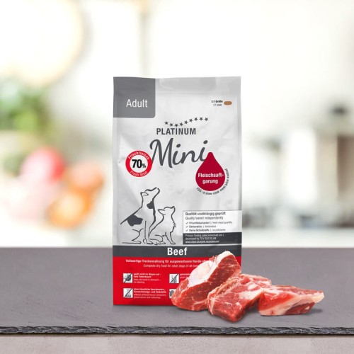 PLATINUM Adult Beef Mini Półwilgotna karma dla dorosłych psów małych ras 900g