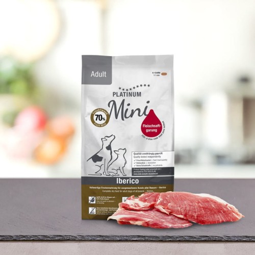 PLATINUM Adult Iberico Mini Półwilgotna karma dla dorosłych psów małych ras 900g